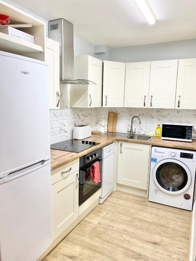 Lovely 2 Bedroom Apartment In Dublin City Esterno foto